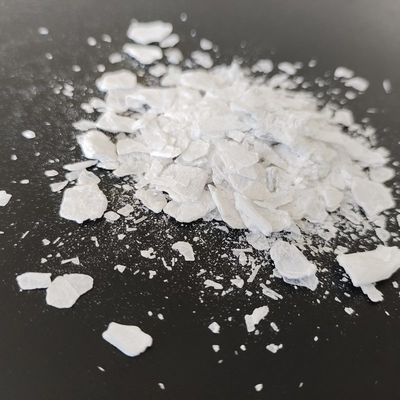 Mgcl2 χλωριδίου μαγνήσιου 50kg 1000kg χημική άνυδρη άσπρη γκρίζα νιφάδα